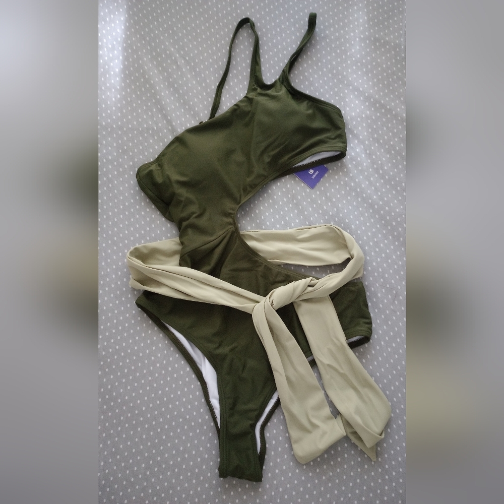 NWT Ollive Green One Shoulder Cutout Swimsuit M Medium